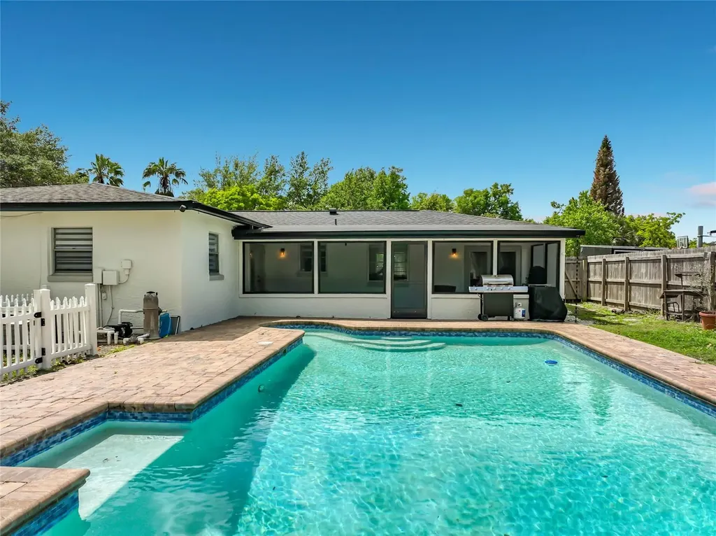 5317 Myrica Road Orlando FL 32810