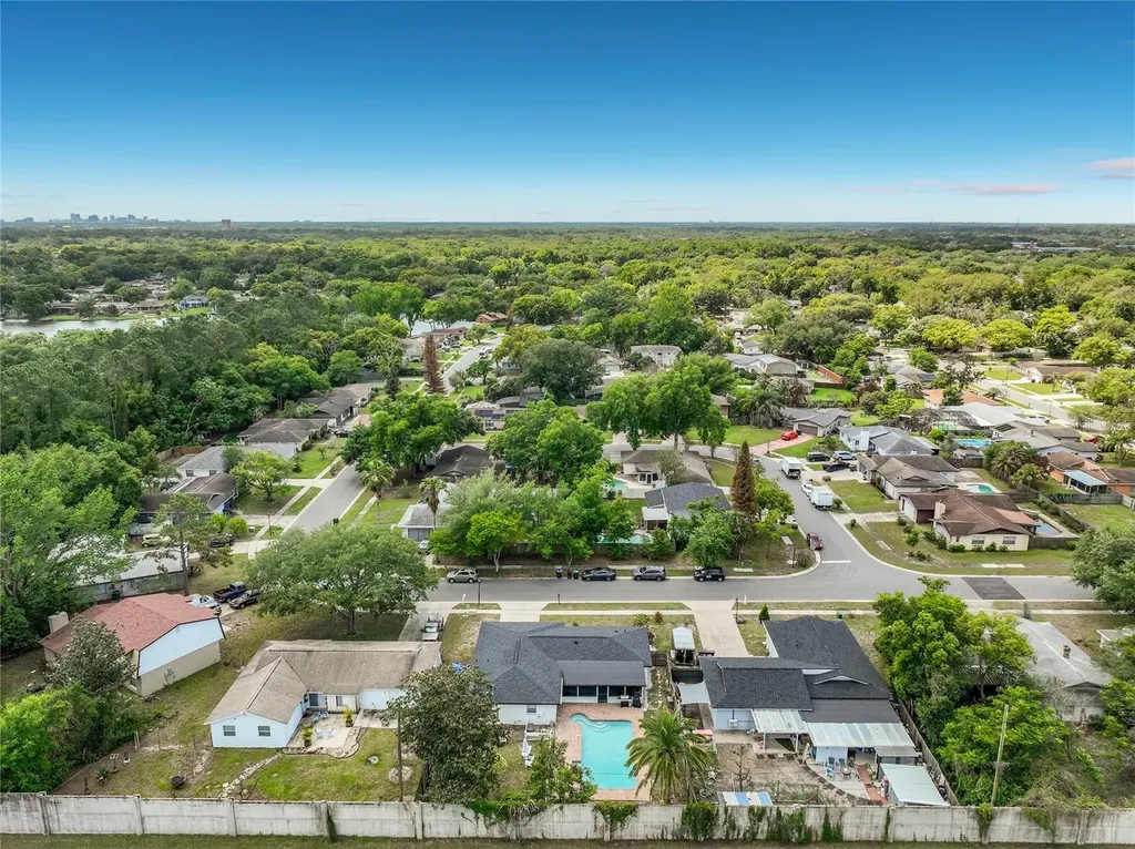 5317 Myrica Road Orlando FL 32810