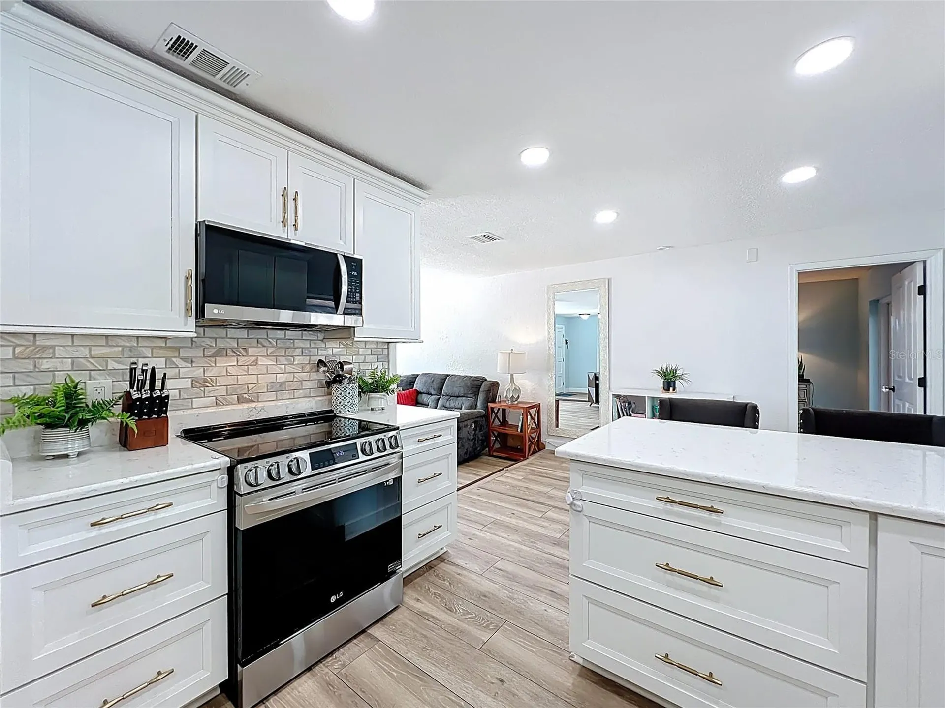 5317 Myrica Road Orlando FL 32810