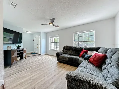5317 Myrica Road Orlando FL 32810