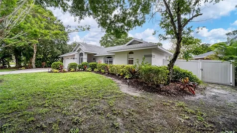 5219 Inverness Drive Sarasota FL 34243