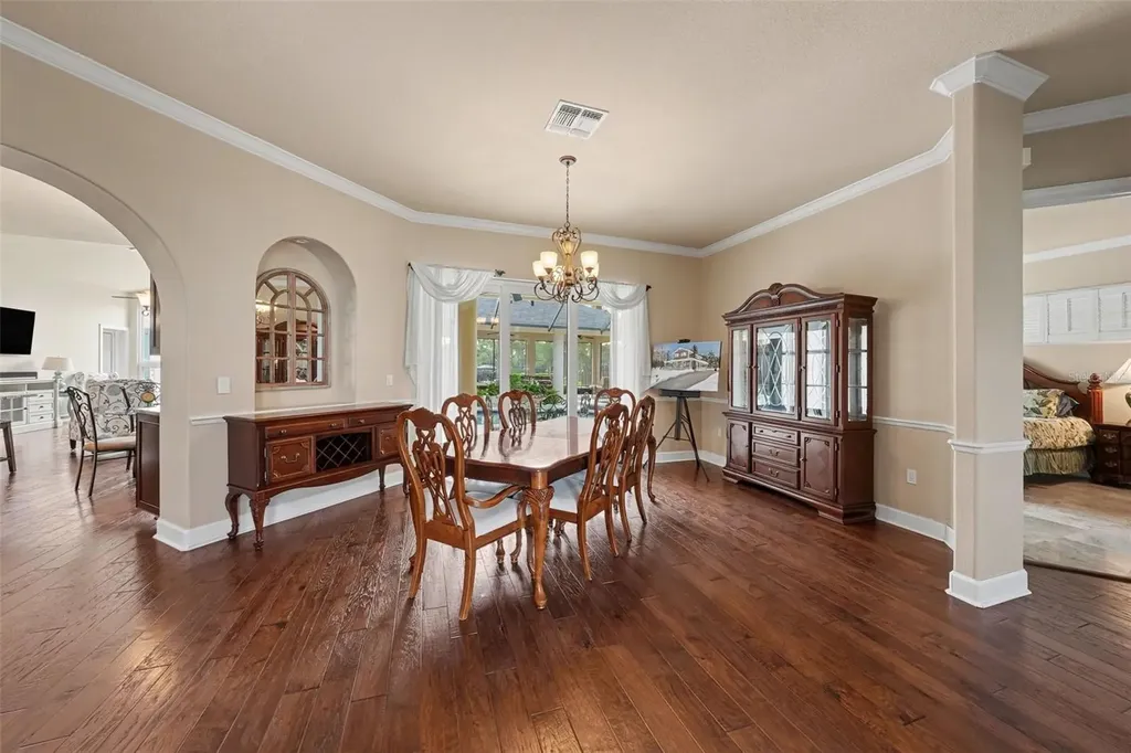 18817 Wimbledon Circle Lutz FL 33558