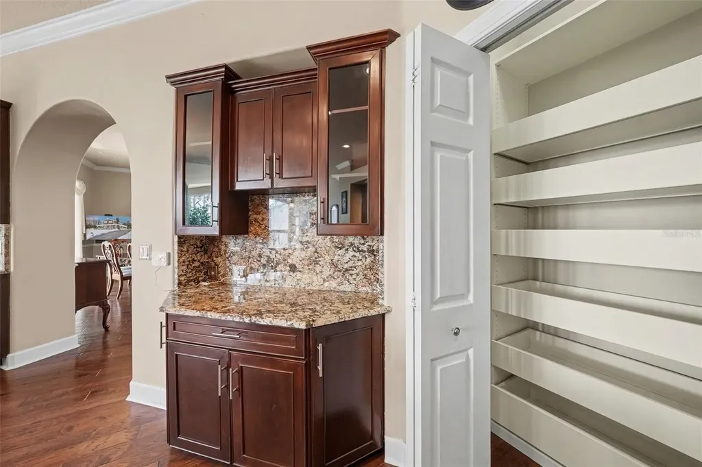 18817 Wimbledon Circle Lutz FL 33558