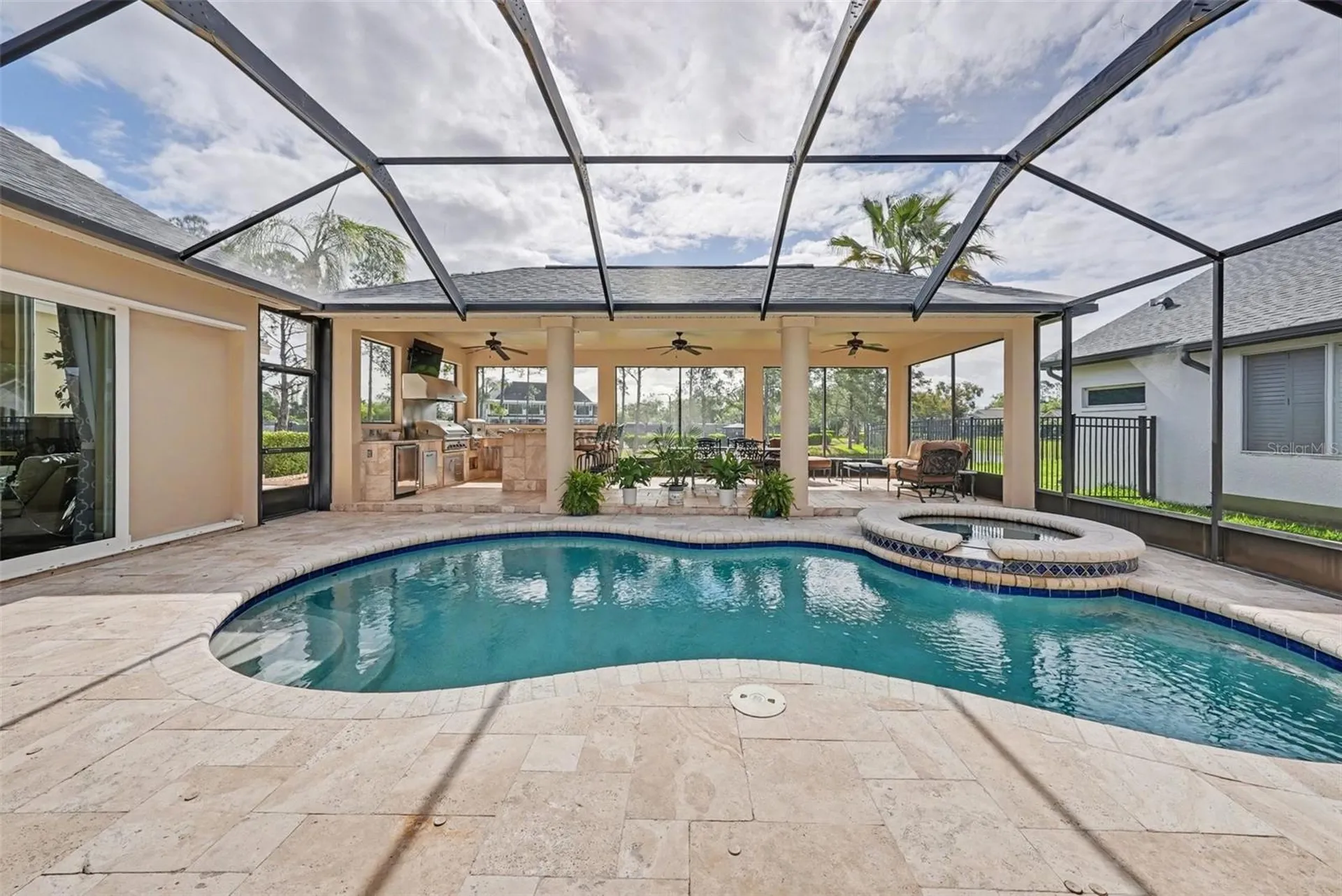 18817 Wimbledon Circle Lutz FL 33558