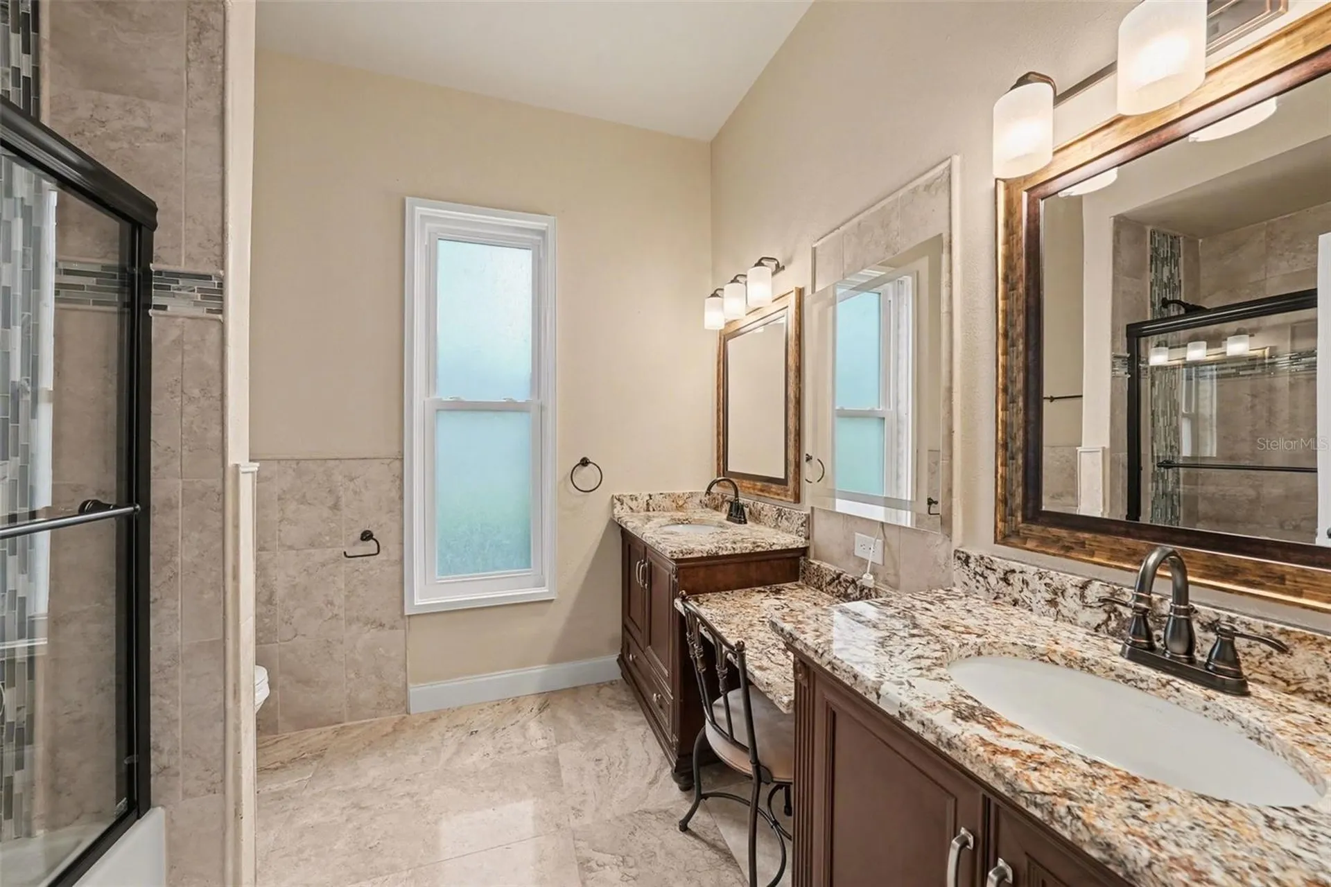 18817 Wimbledon Circle Lutz FL 33558