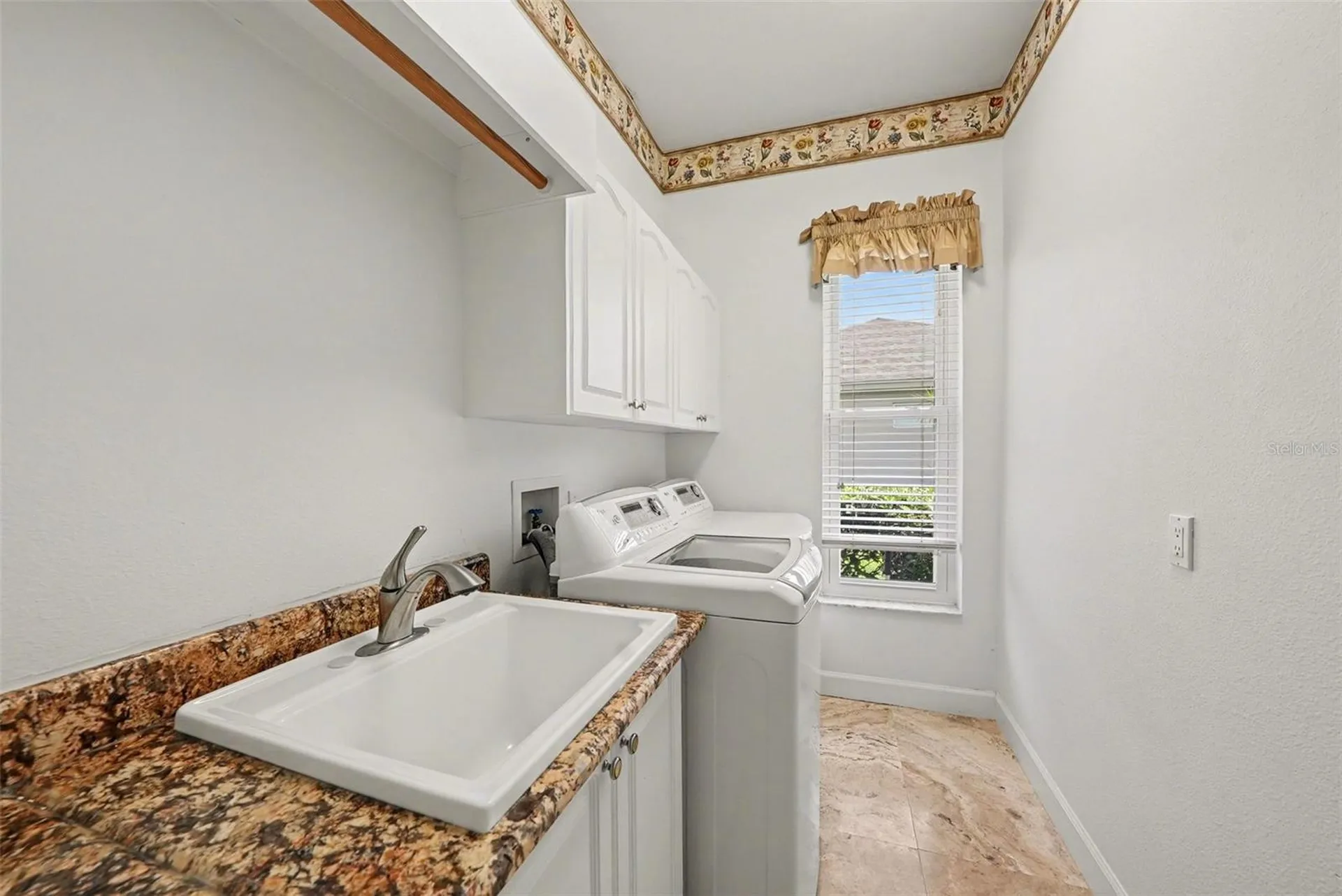 18817 Wimbledon Circle Lutz FL 33558
