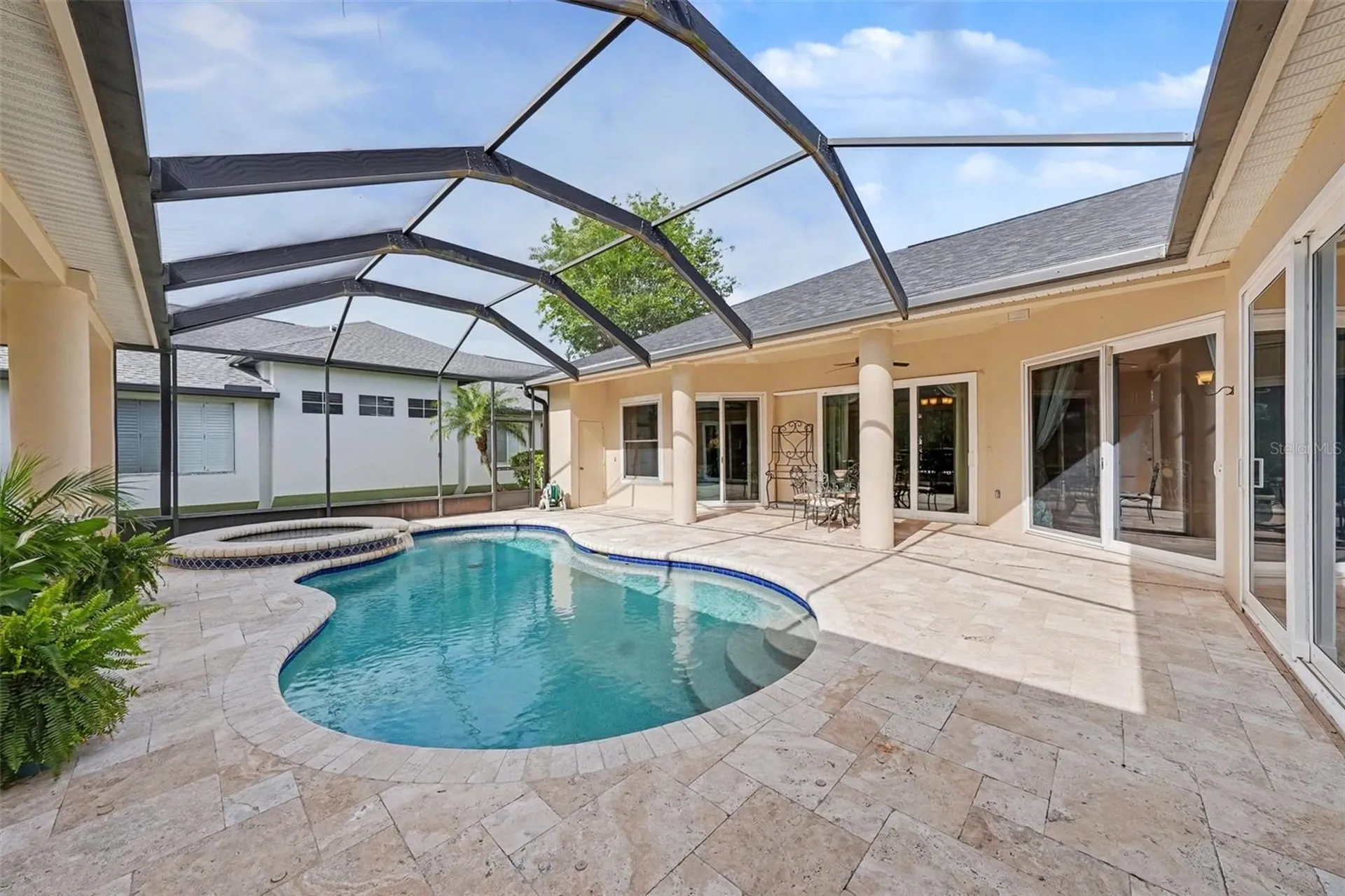18817 Wimbledon Circle Lutz FL 33558
