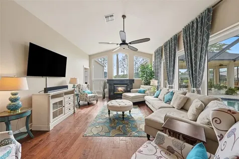18817 Wimbledon Circle Lutz FL 33558