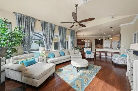 18817 Wimbledon Circle Lutz FL 33558