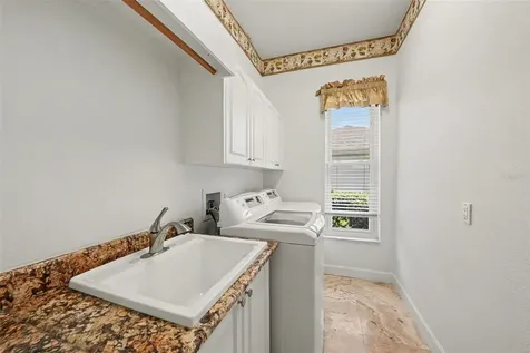 18817 Wimbledon Circle Lutz FL 33558