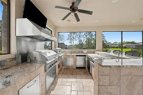 18817 Wimbledon Circle Lutz FL 33558