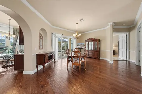 18817 Wimbledon Circle Lutz FL 33558