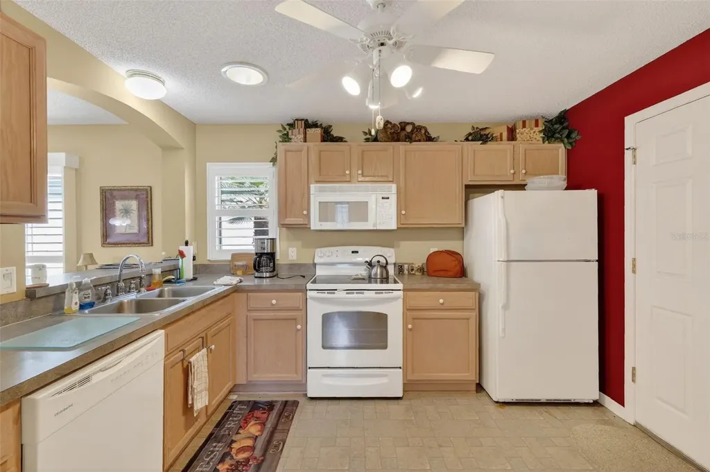 1808 Peachtree Avenue The Villages FL 32162