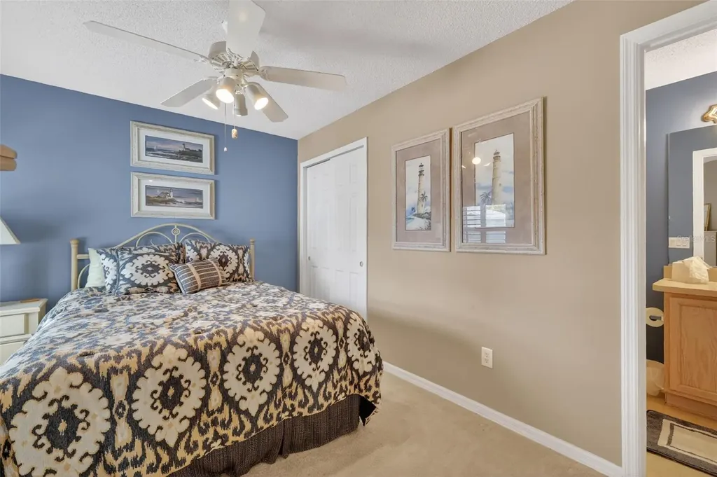 1808 Peachtree Avenue The Villages FL 32162