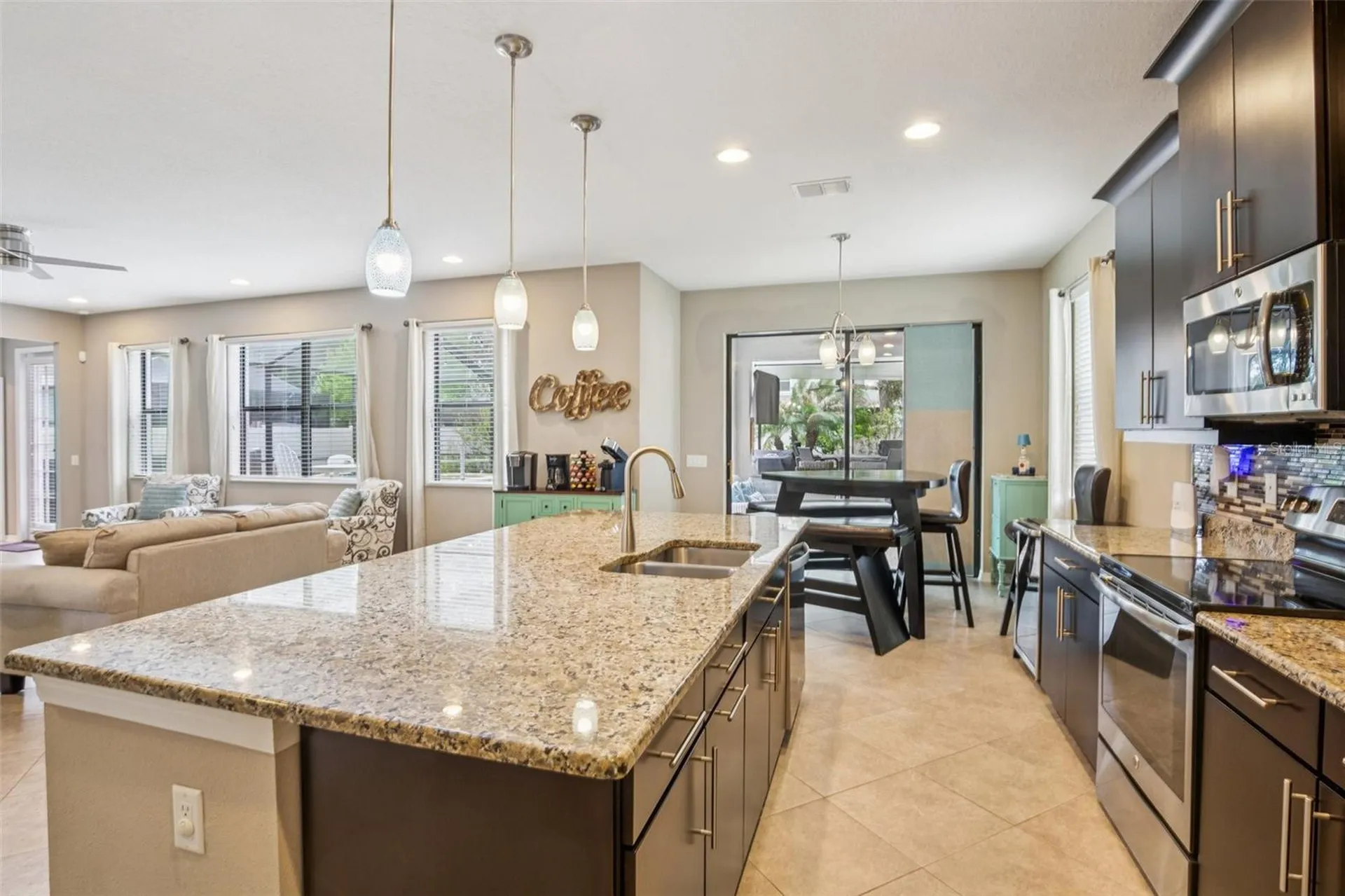 210 Dakota Hill Drive Seffner FL 33584