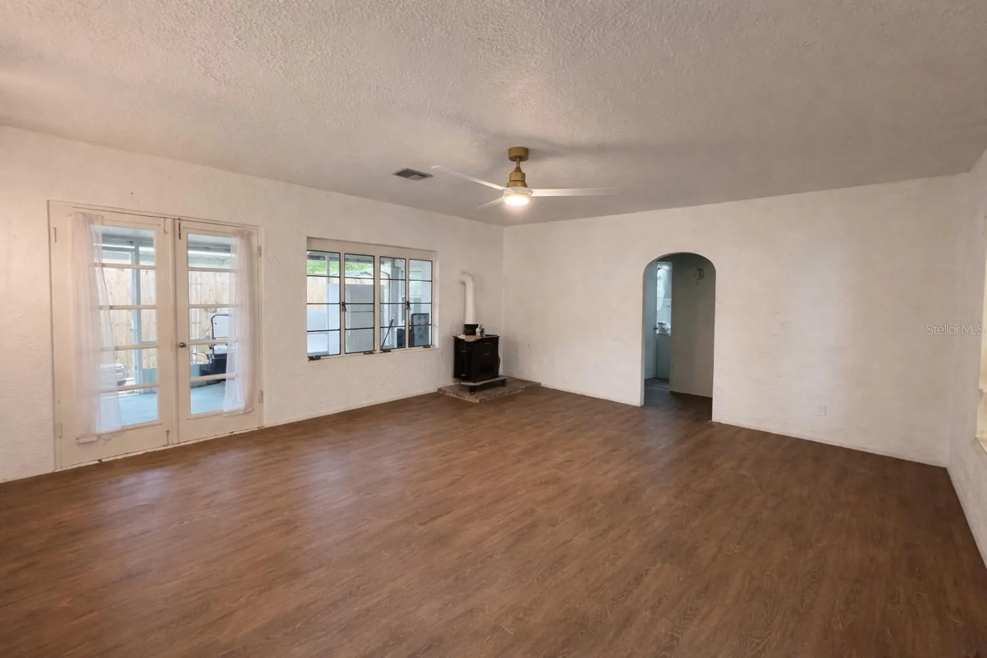 403 E Johnson Avenue Lake Wales FL 33853