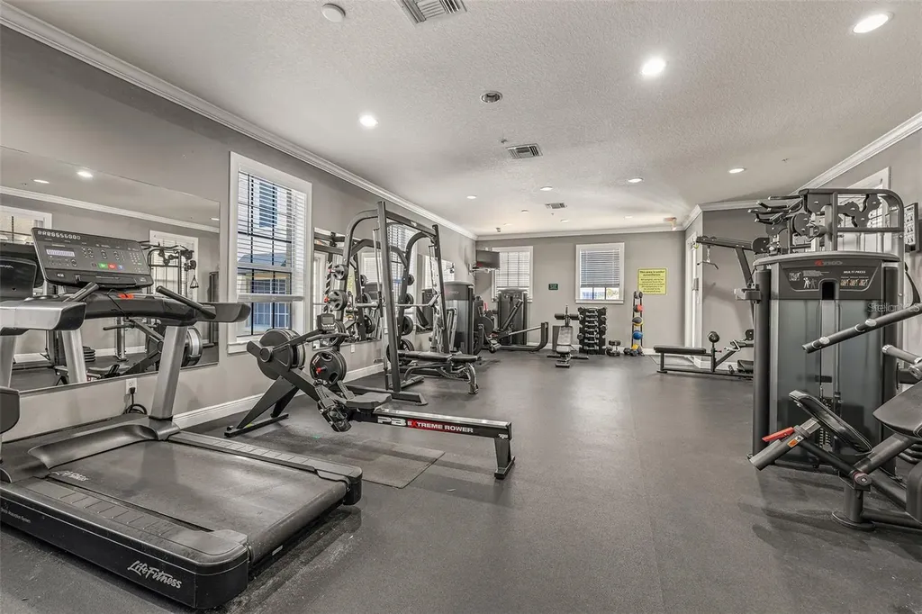 5238 W Kennedy Boulevard Tampa FL 33609