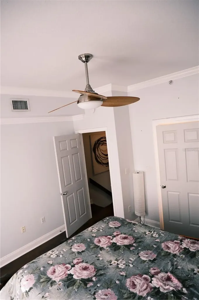 5238 W Kennedy Boulevard Tampa FL 33609