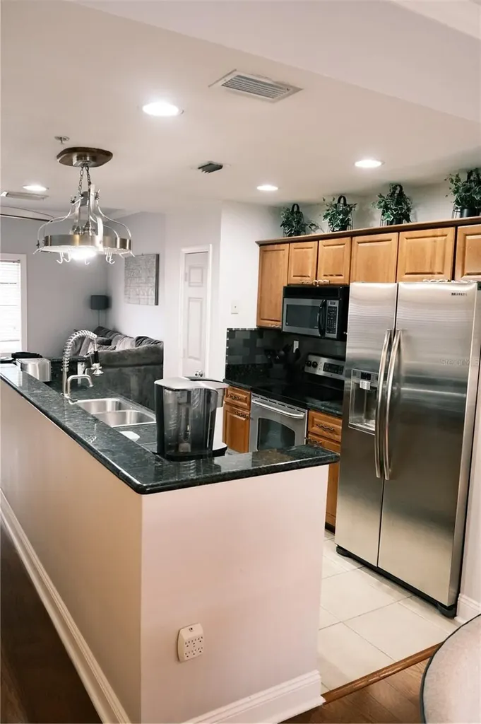 5238 W Kennedy Boulevard Tampa FL 33609