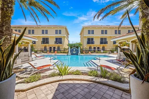 5238 W Kennedy Boulevard Tampa FL 33609