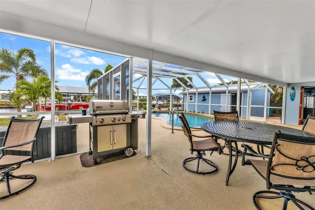 21285 Edgewater Drive Port Charlotte FL 33952