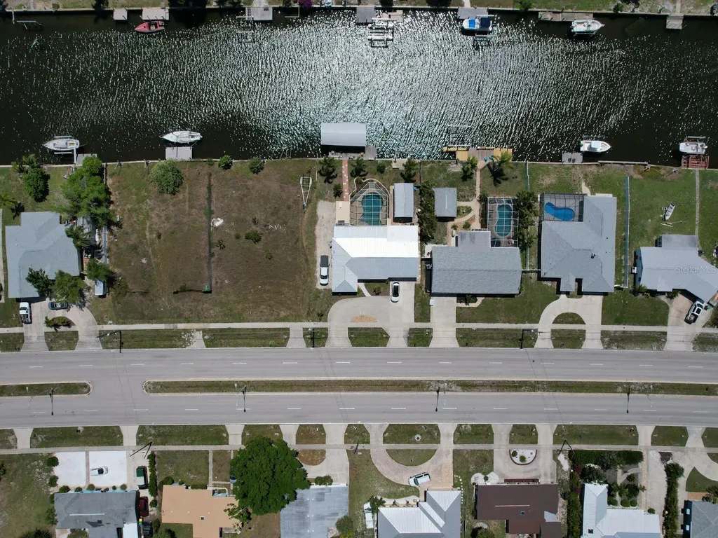 21285 Edgewater Drive Port Charlotte FL 33952