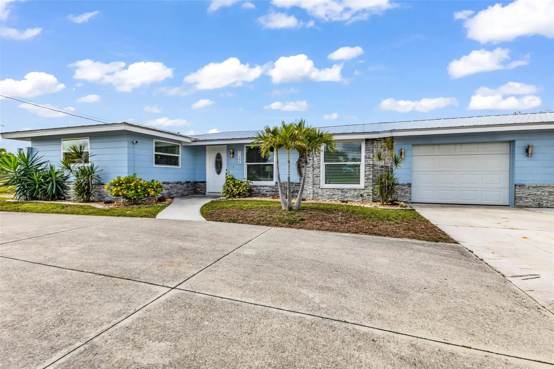 21285 Edgewater Drive Port Charlotte FL 33952