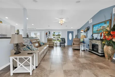 21285 Edgewater Drive Port Charlotte FL 33952