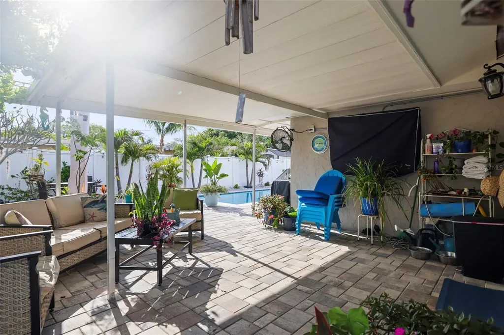 1471 San Roy Drive Dunedin FL 34698