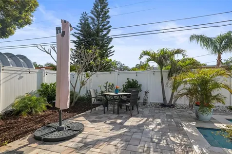 1471 San Roy Drive Dunedin FL 34698