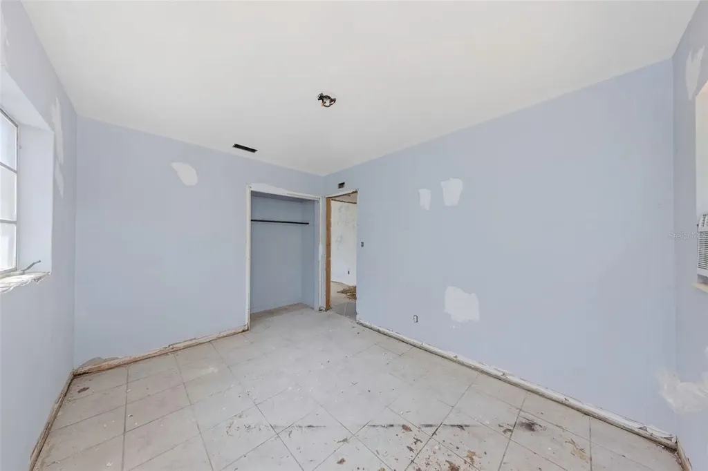 6235 Hampton Drive N St Petersburg FL 33710