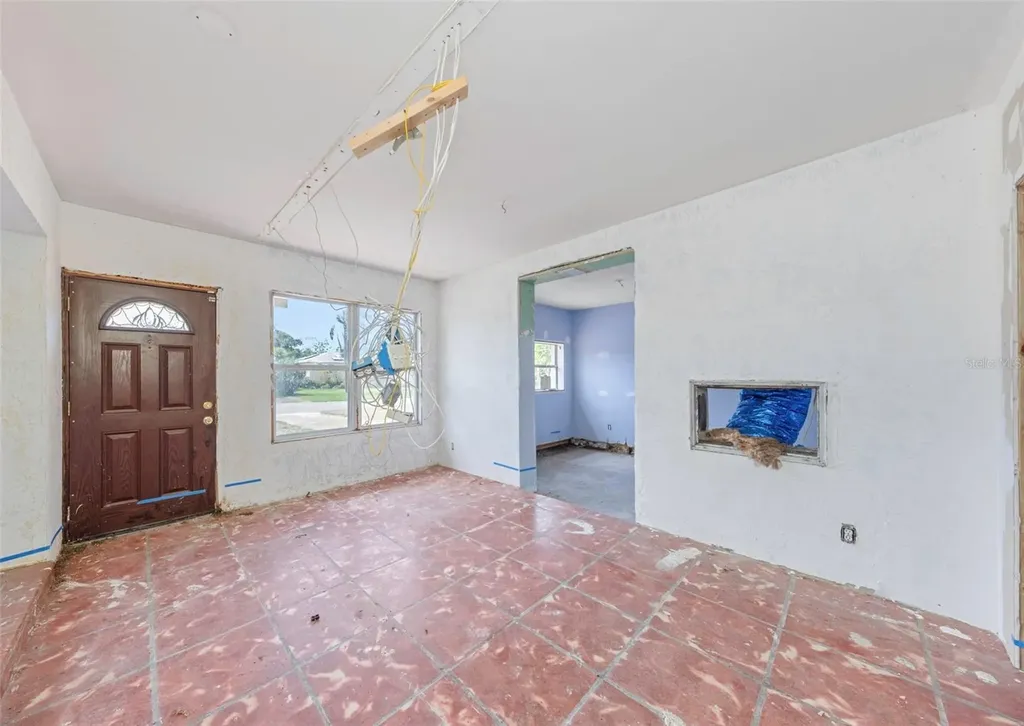 6235 Hampton Drive N St Petersburg FL 33710