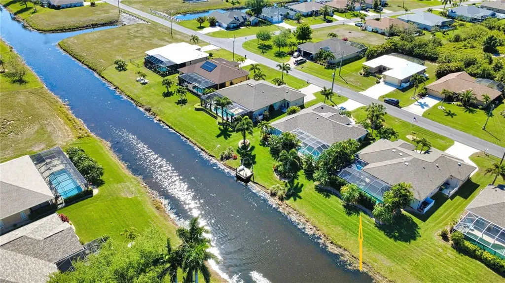 39 Medalist Road Rotonda West FL 33947