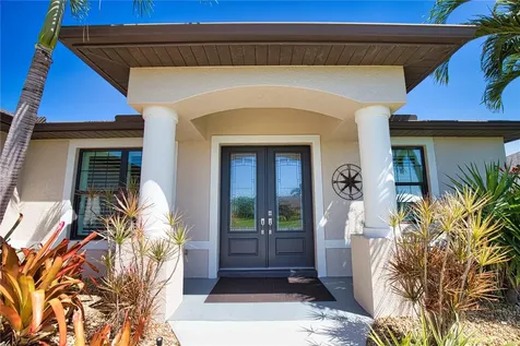 39 Medalist Road Rotonda West FL 33947