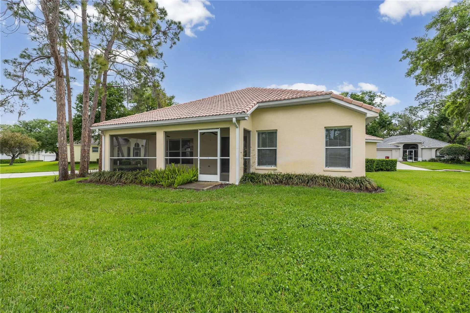 2724 Golf Lake Drive Plant City FL 33566