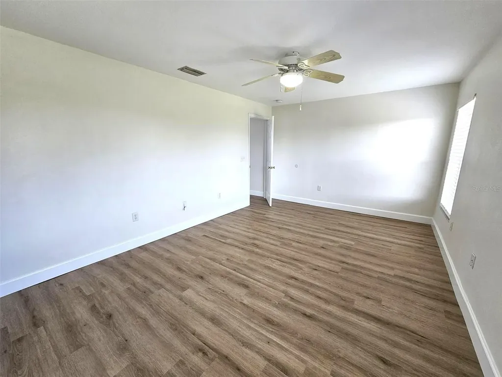 9458 Anita Avenue Englewood FL 34224
