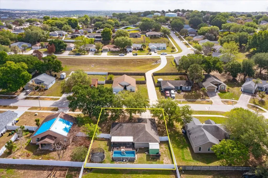 1044 Arbor Hill Circle Minneola FL 34715