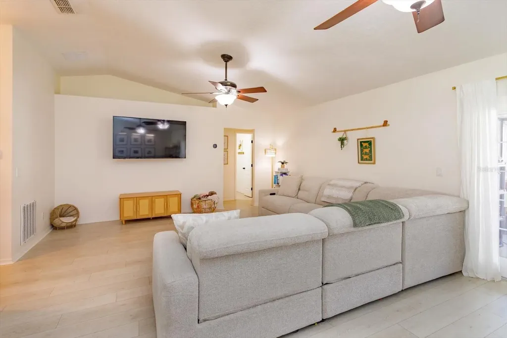 1044 Arbor Hill Circle Minneola FL 34715