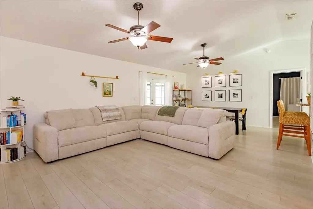 1044 Arbor Hill Circle Minneola FL 34715