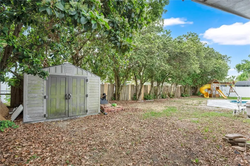 4222 Old Dominion Road Orlando FL 32812
