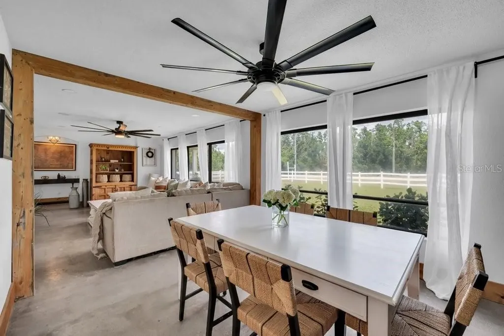 7820 Lithia Pinecrest Road Lithia FL 33547