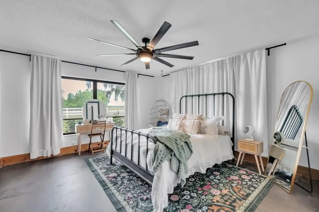 7820 Lithia Pinecrest Road Lithia FL 33547