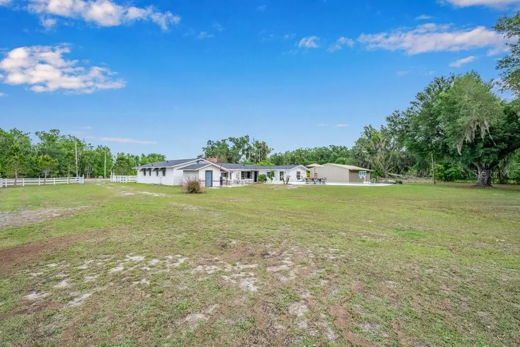 7820 Lithia Pinecrest Road Lithia FL 33547