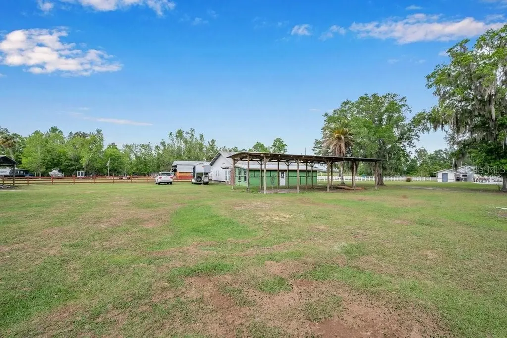 7820 Lithia Pinecrest Road Lithia FL 33547