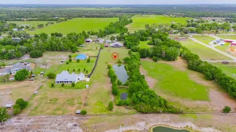 7820 Lithia Pinecrest Road Lithia FL 33547