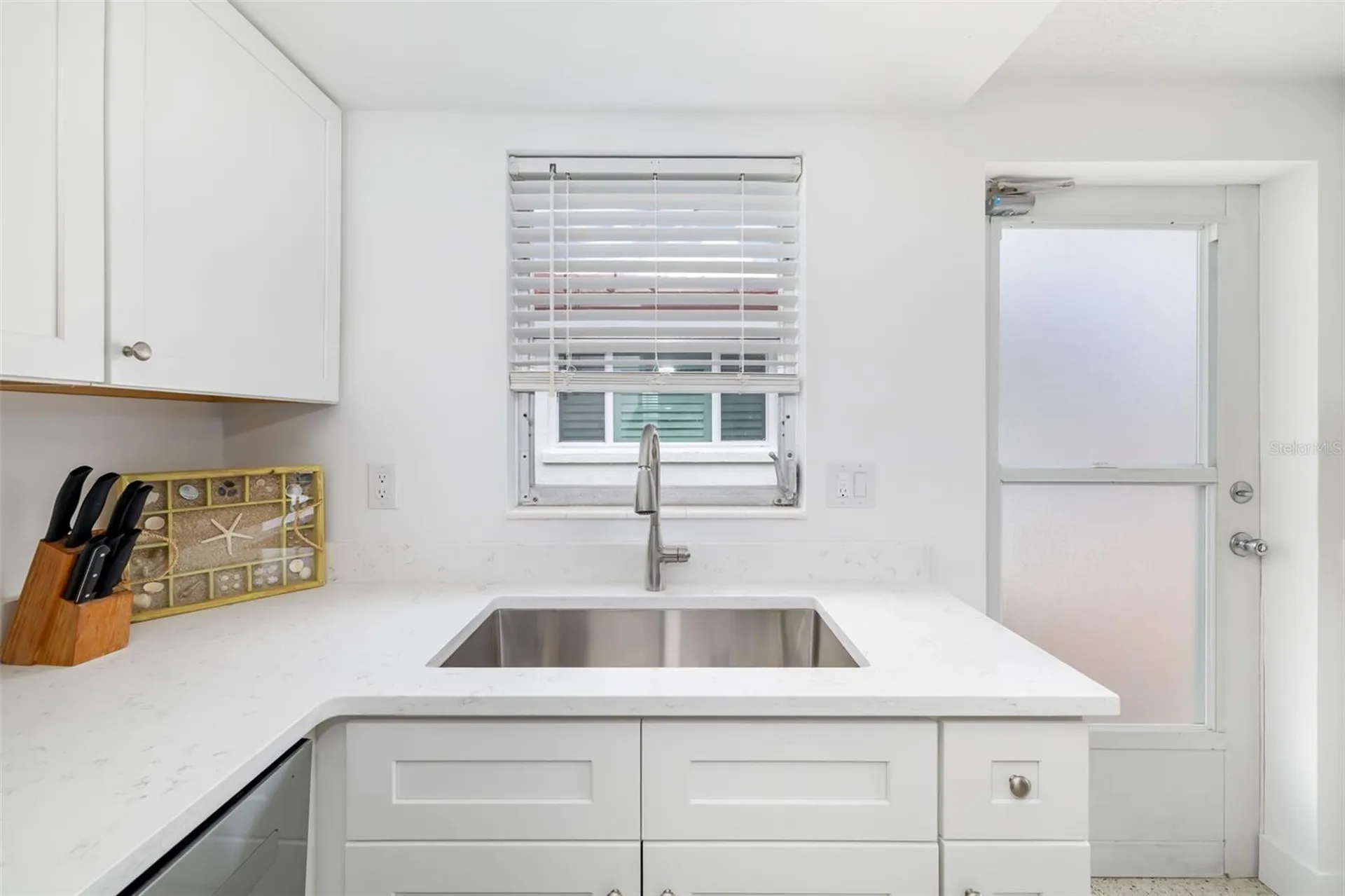 6154 Midnight Pass Road Sarasota FL 34242