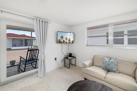 6154 Midnight Pass Road Sarasota FL 34242