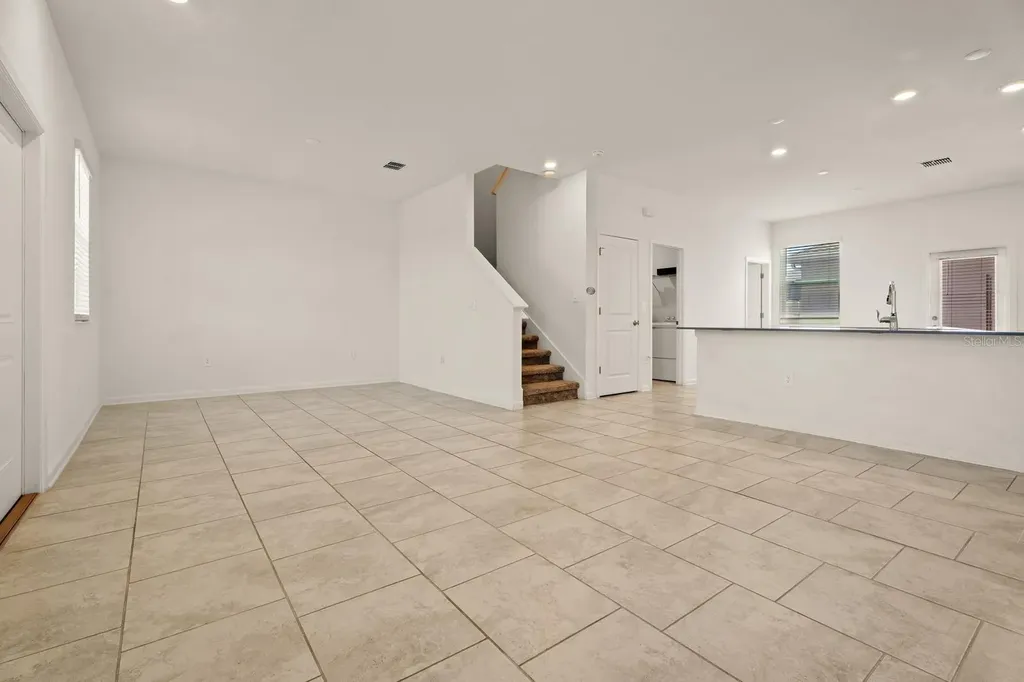 1838 Tohoqua Boulevard Kissimmee FL 34744