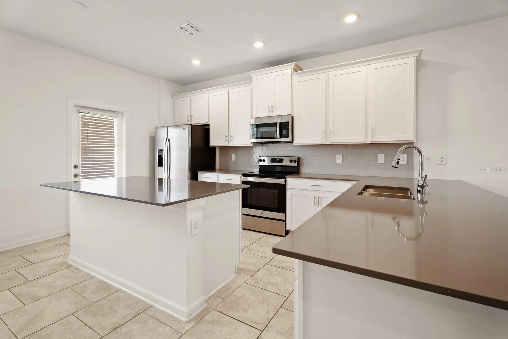 1838 Tohoqua Boulevard Kissimmee FL 34744