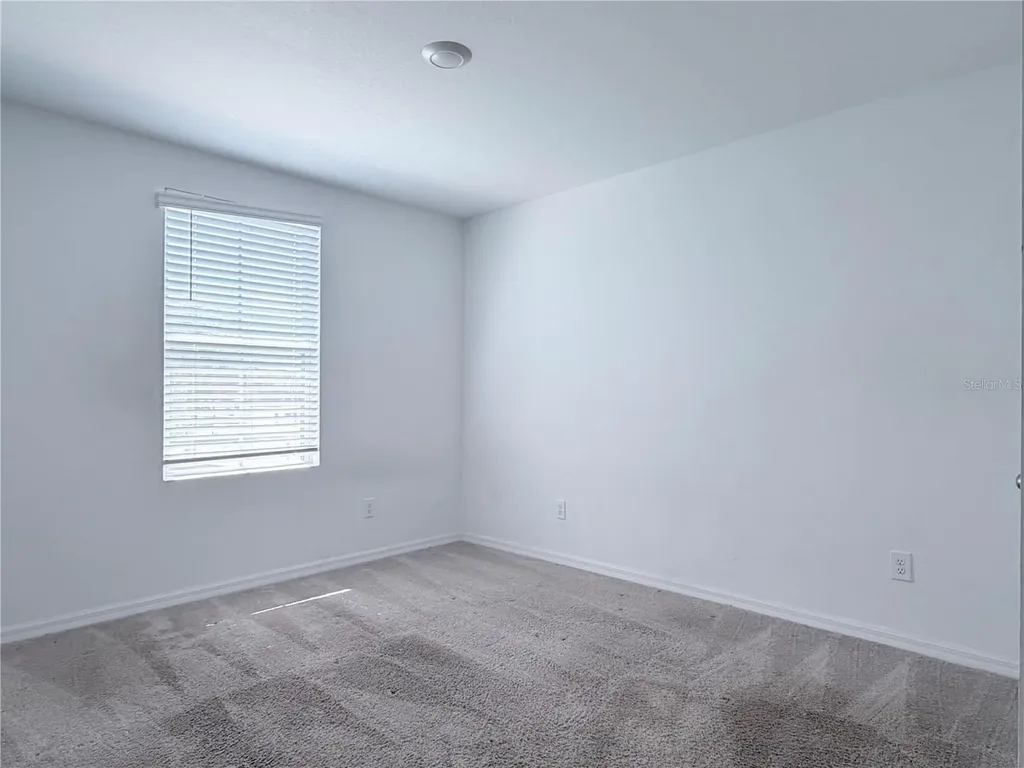 1542 Discovery Street Davenport FL 33896